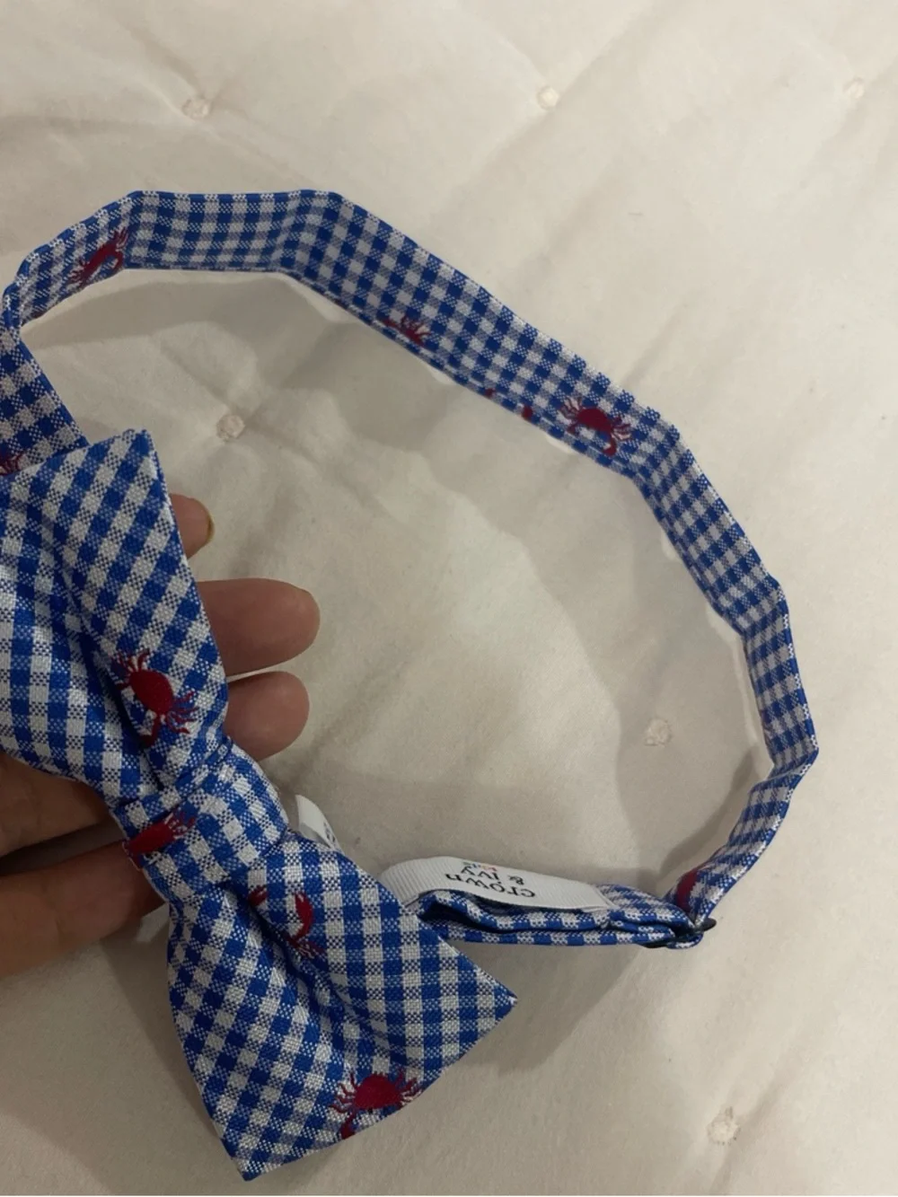 crown & ivy Blue Gingham Bow Tie with Red Crab Motif